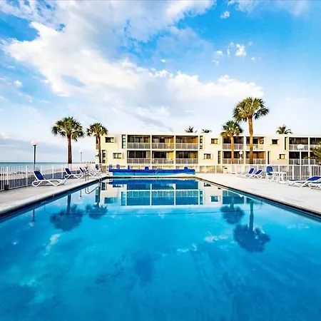 Beachfront Oasis, Heated Pool And Garden View #17